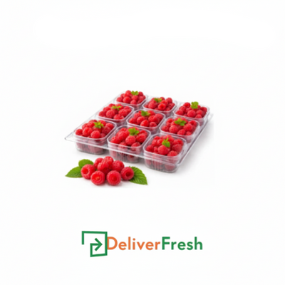 Tray of raspberries with Wholesale Berries and DeliverFresh